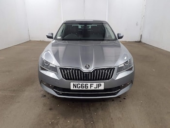 Used Skoda Superb 2016 for sale - 78382490: Photo
