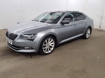 Used Skoda Superb 2016 for sale - 78382490: Photo