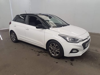 Used Hyundai i20 2019 for sale - 78256801: Photo