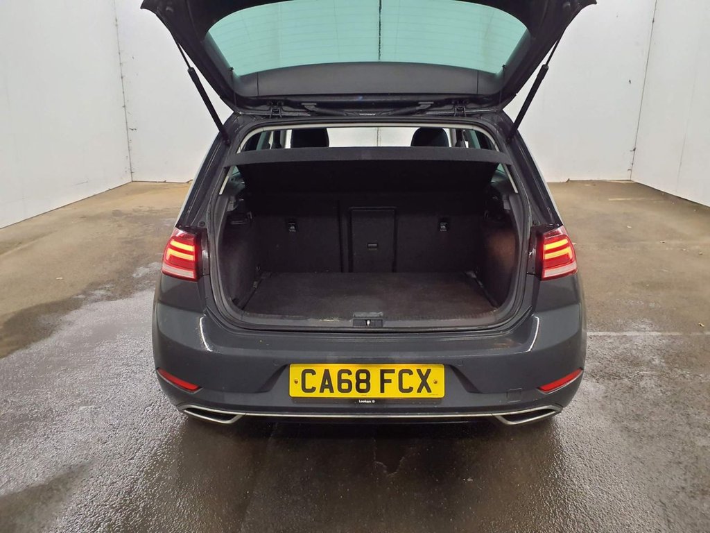 Used Volkswagen Golf 2018 for sale - 77498906: Photo 7