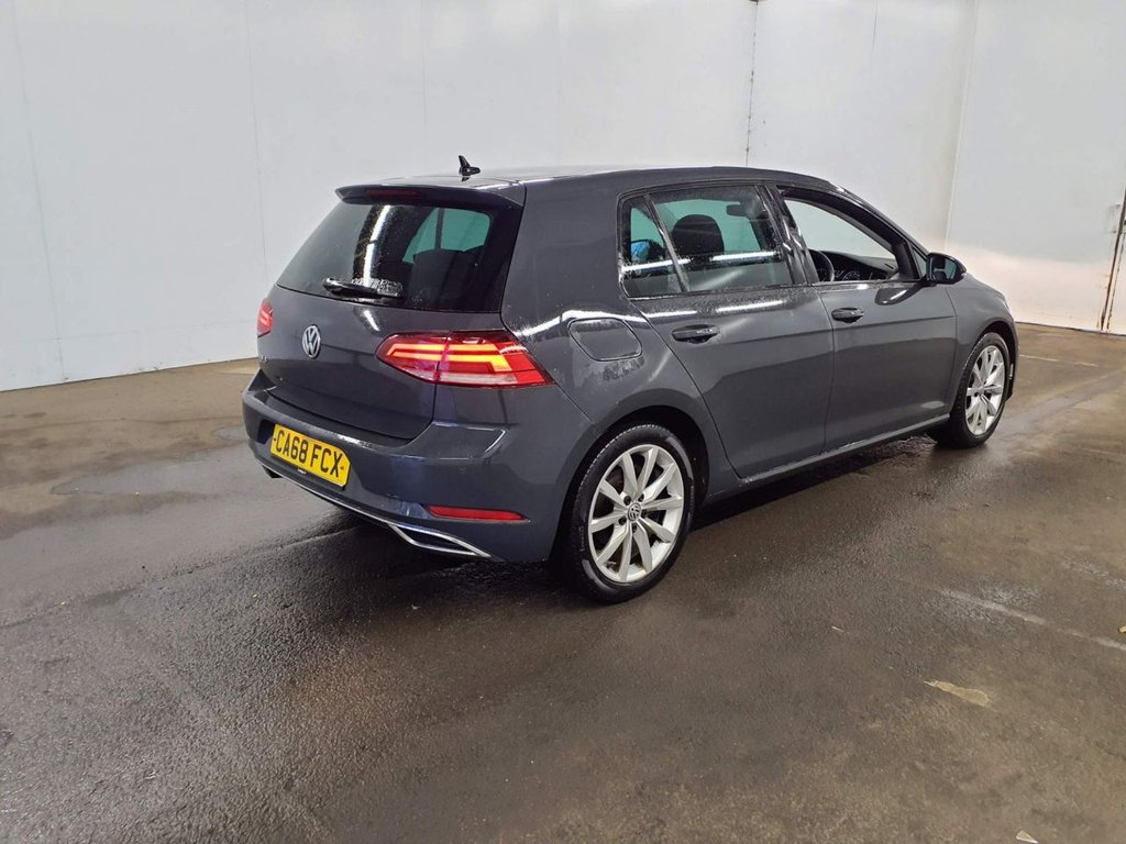 Used Volkswagen Golf 2018 for sale - 77498906: Photo 8
