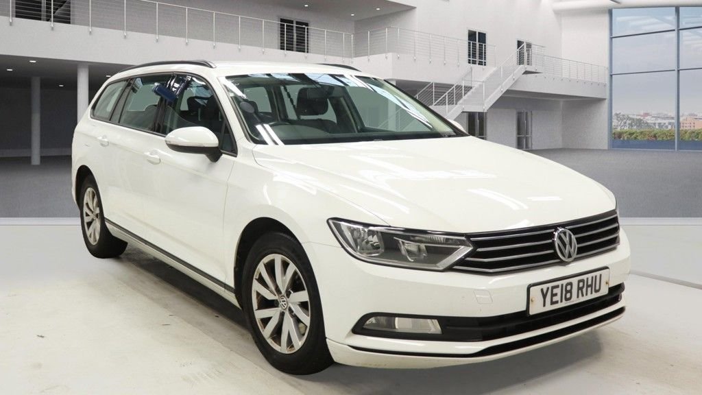 Used Volkswagen Passat 2018 for sale - 76470354: Photo 1