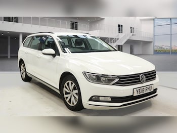 Used Volkswagen Passat 2018 for sale - 76470354: Photo