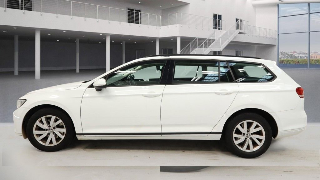 Used Volkswagen Passat 2018 for sale - 76470354: Photo 6
