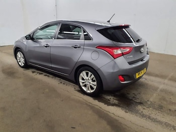 Used Hyundai i30 2014 for sale - 77027338: Photo