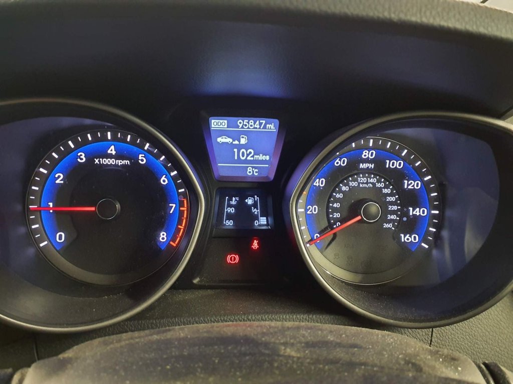 Used Hyundai i30 2014 for sale - 77027338: Photo 9