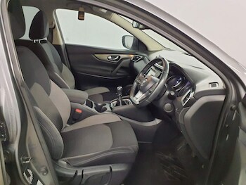 Used Nissan Qashqai 2017 for sale - 77464215: Photo