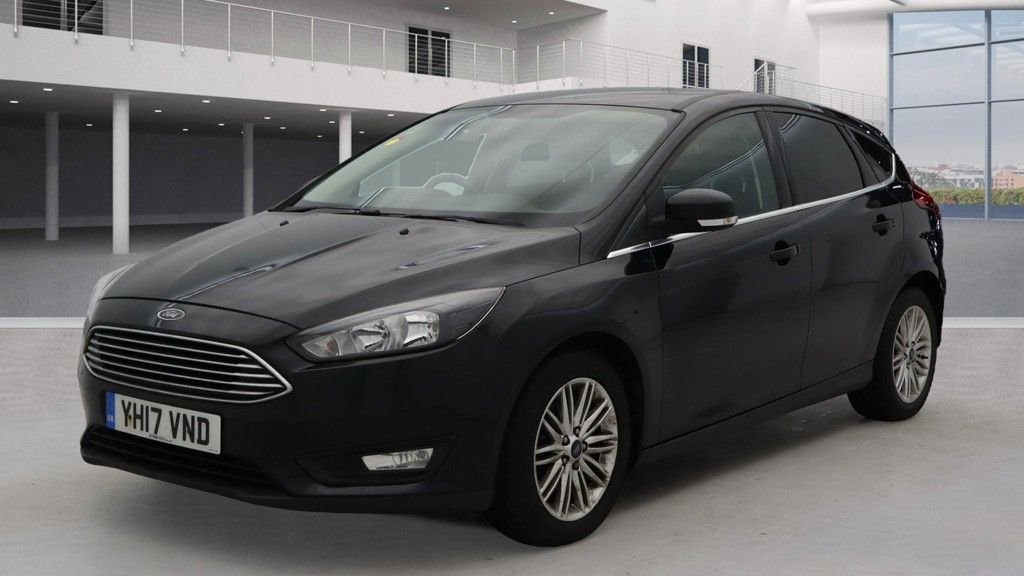Used Ford Focus 2017 for sale - 76821099: Photo 2