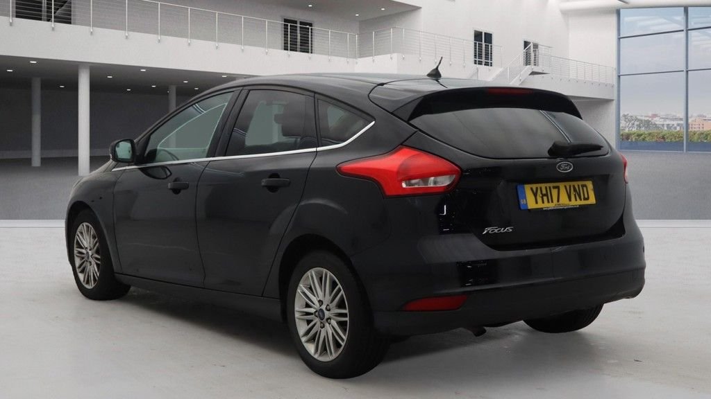 Used Ford Focus 2017 for sale - 76821099: Photo 3