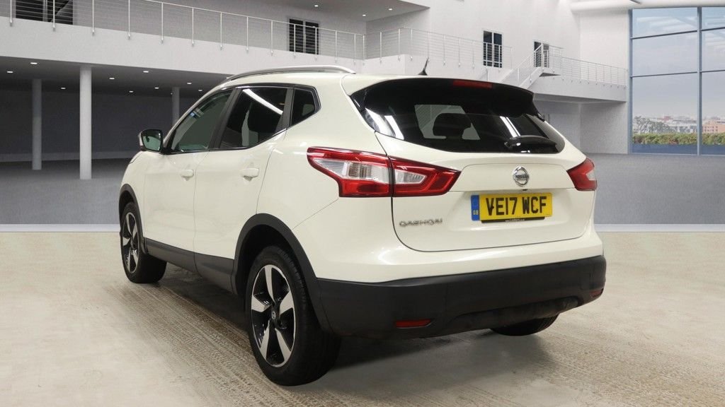 Used Nissan Qashqai 2017 for sale - 77557895: Photo 4