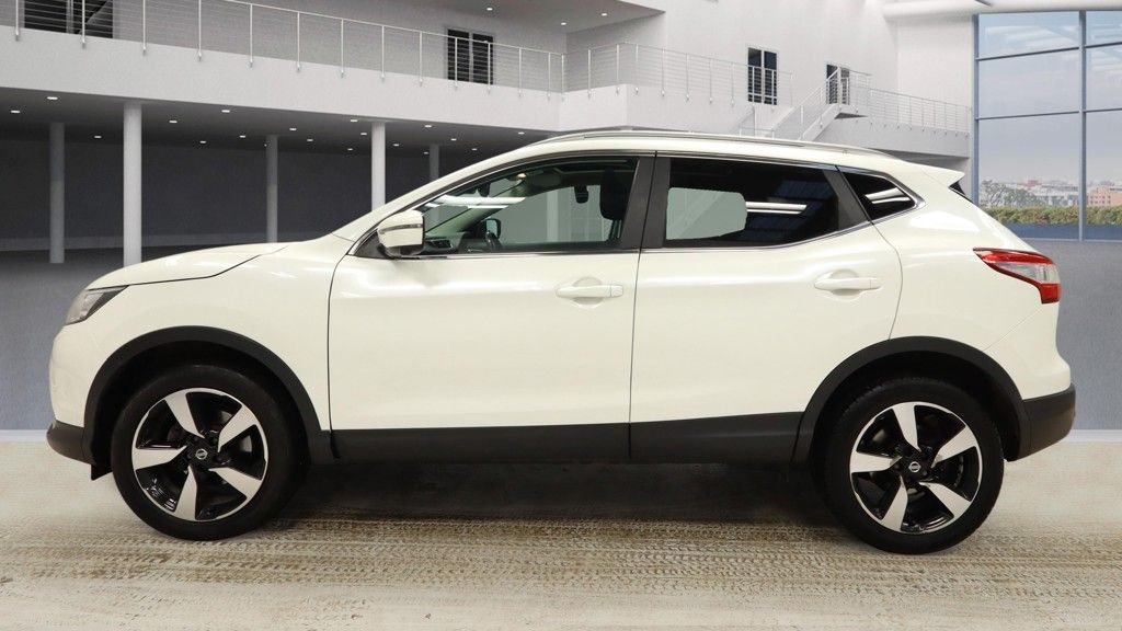 Used Nissan Qashqai 2017 for sale - 77557895: Photo 7