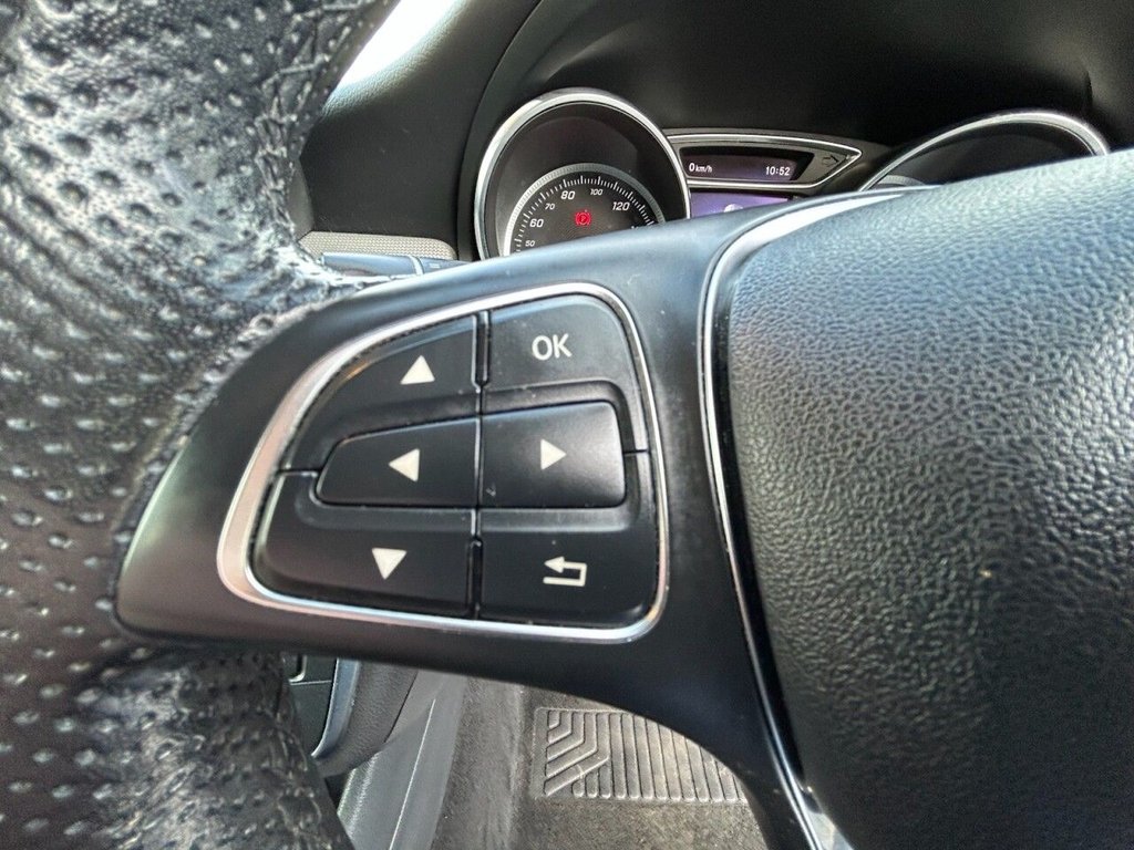 Used Mercedes-Benz GLA 2018 for sale - 76367558: Photo 42