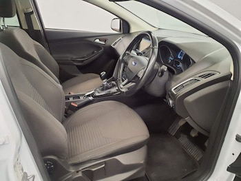 Used Ford Focus 2016 for sale - 75726921: Photo