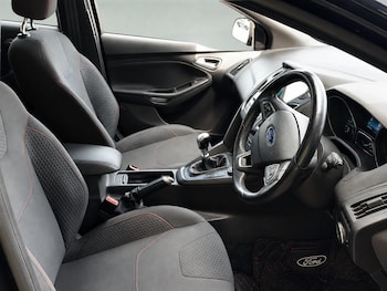 Used Ford Focus 2017 for sale - 79166229: Photo