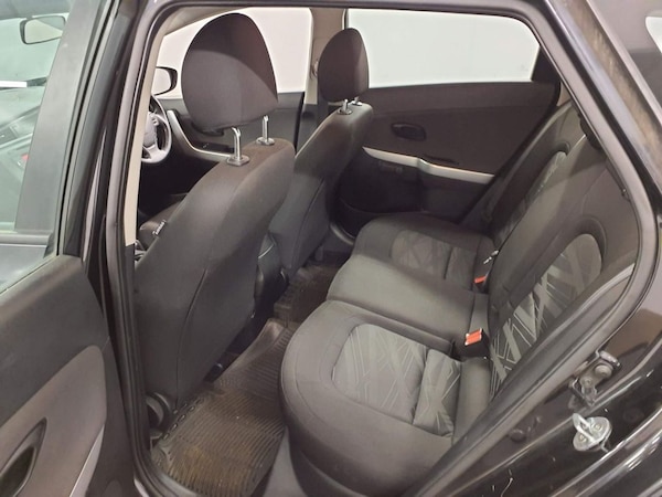 Used Kia Ceed 2015 for sale - 76323584: Photo 10