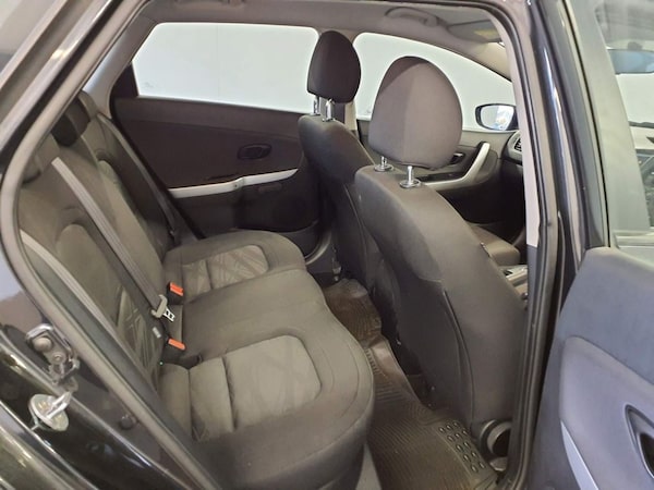 Used Kia Ceed 2015 for sale - 76323584: Photo 11