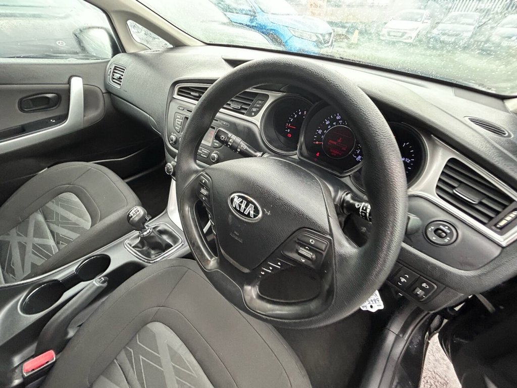 Used Kia Ceed 2015 for sale - 76323584: Photo 2