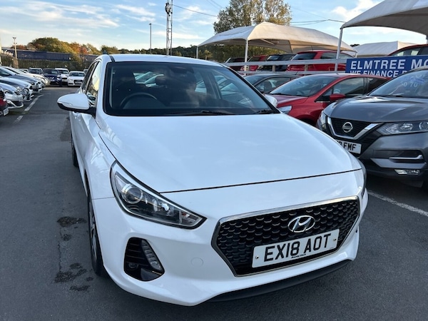 Used Hyundai i30 2018 for sale - 76069145: Photo 9