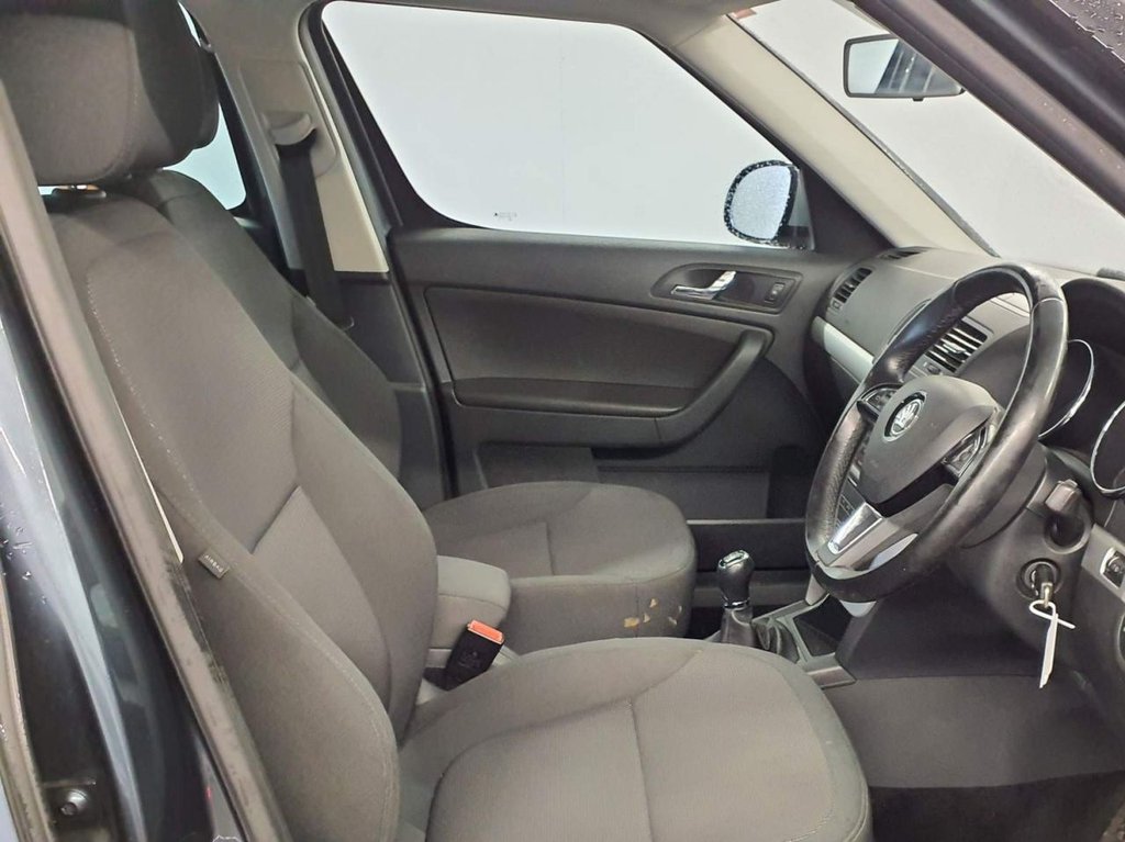 Used Skoda Yeti 2015 for sale - 76163545: Photo 2
