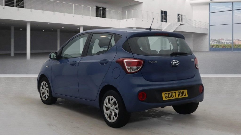 Used Hyundai i10 2018 for sale - 77557910: Photo 3