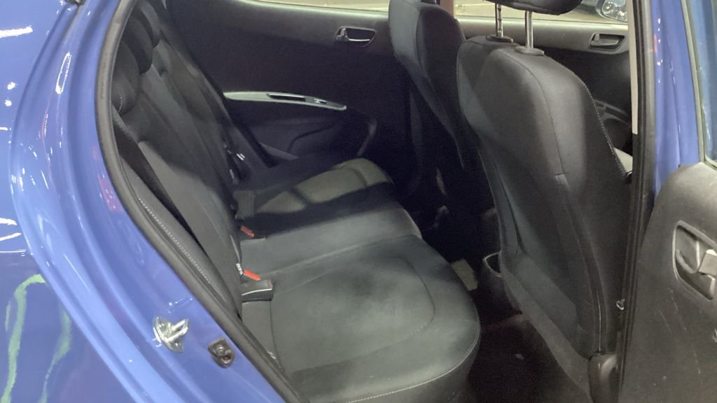 Used Hyundai i10 2018 for sale - 77557910: Photo 8