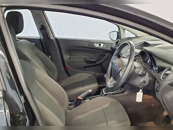 Used Ford Fiesta 2015 for sale - 78426013: Photo