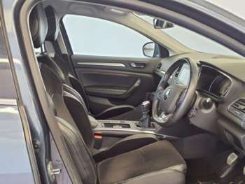 Used Renault Megane 2017 for sale - 75099026: Photo