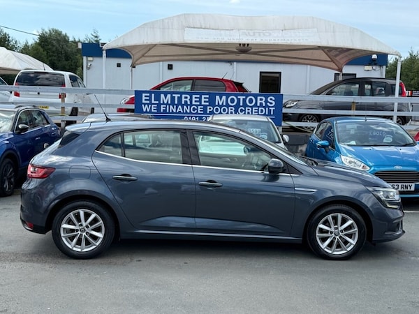 Used Renault Megane 2017 for sale - 75099026: Photo 3