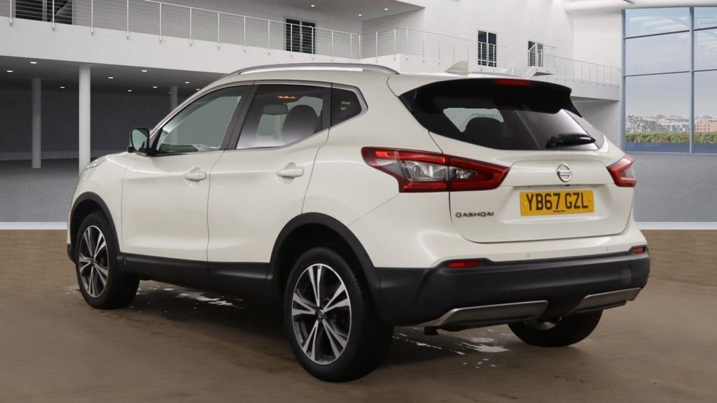 Used Nissan Qashqai 2017 for sale - 77356416: Photo 3