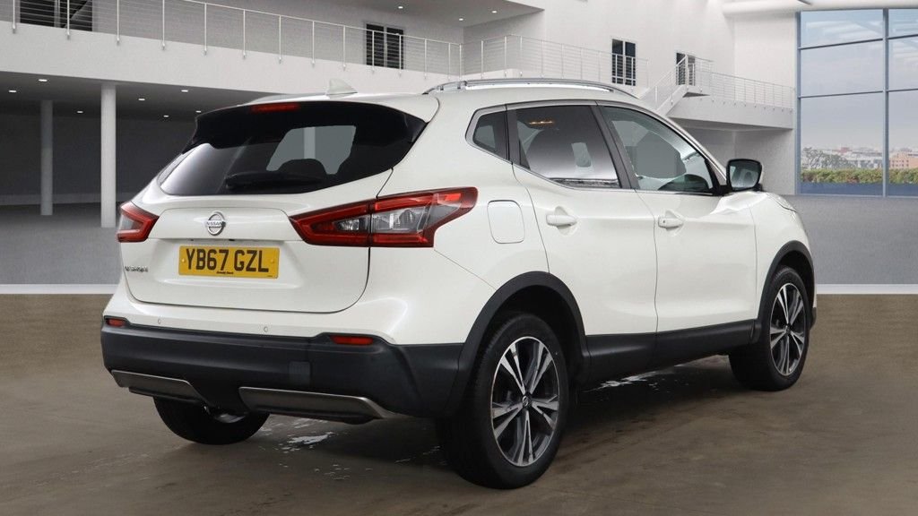 Used Nissan Qashqai 2017 for sale - 77356416: Photo 4