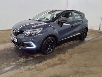 Used Renault Captur 2019 for sale - 76482190: Photo