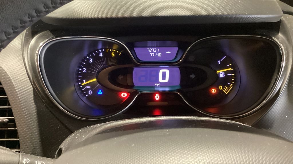 Used Renault Captur 2016 for sale - 77780535: Photo 10