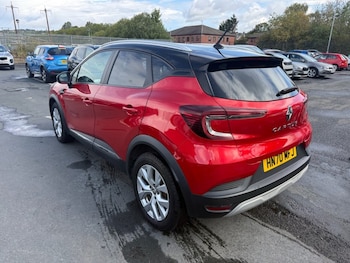Used Renault Captur 2020 for sale - 79530665: Photo