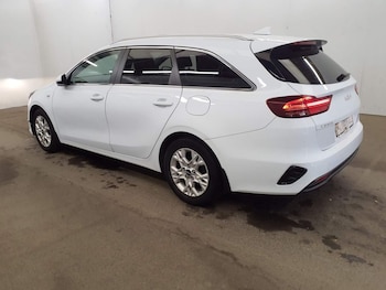 Used Kia Ceed 2021 for sale - 78768882: Photo