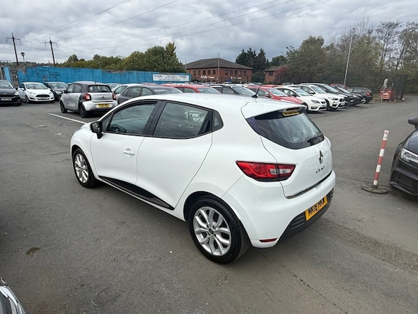 Used Renault Clio 2018 for sale - 76039854: Photo 24
