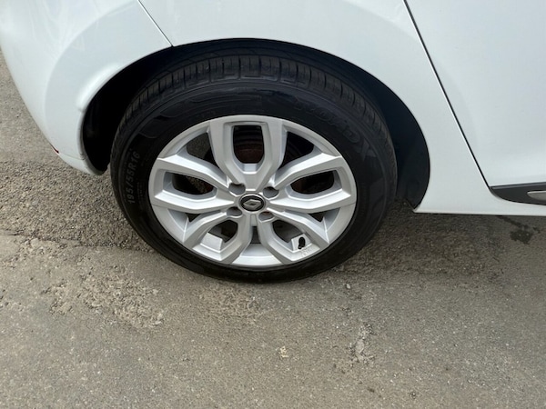 Used Renault Clio 2018 for sale - 76039854: Photo 32