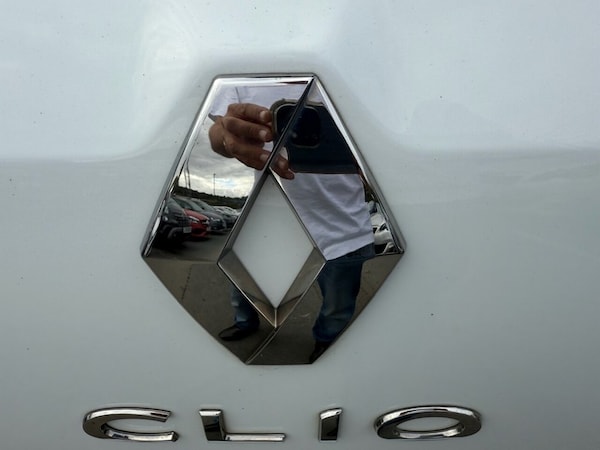 Used Renault Clio 2018 for sale - 76039854: Photo 42