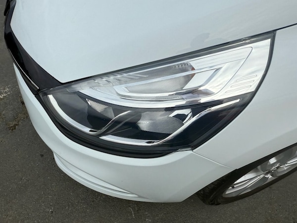 Used Renault Clio 2018 for sale - 76039854: Photo 46