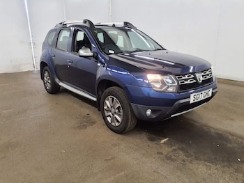 2017 (17) - 1.2 Petrol (TCE), Laureate Edition, SUV, 5 Door, Manual, Euro 6.