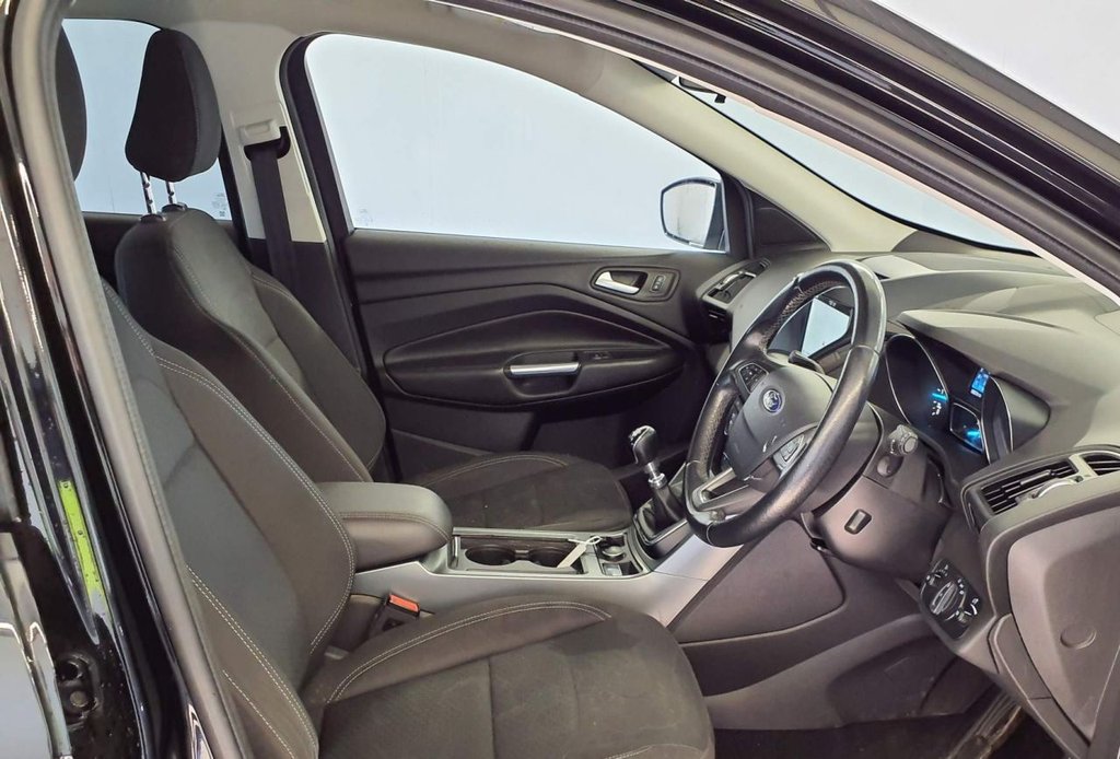 Used Ford Kuga 2017 for sale - 77748751: Photo 2