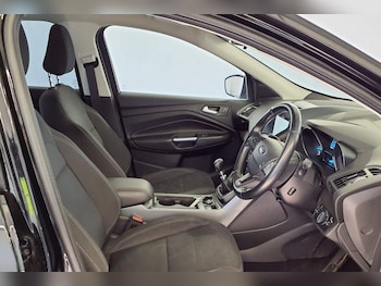 Used Ford Kuga 2017 for sale - 77748751: Photo