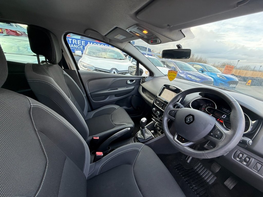 Used Renault Clio 2018 for sale - 77835064: Photo 2