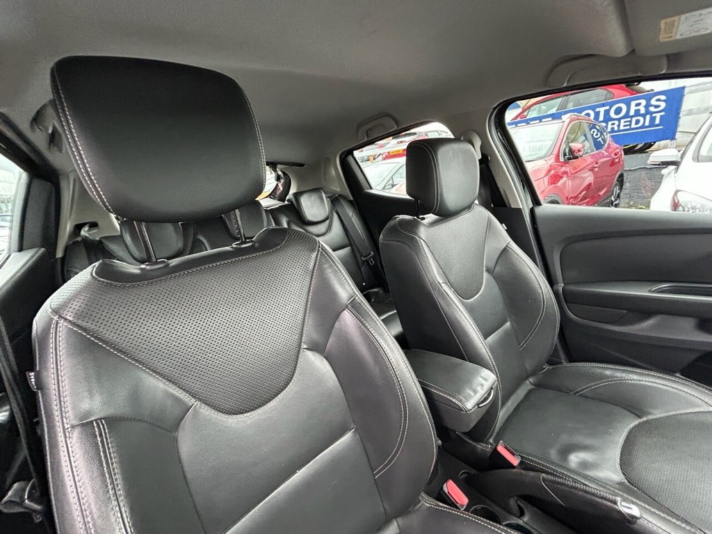 Used Renault Clio 2017 for sale - 77421740: Photo 8