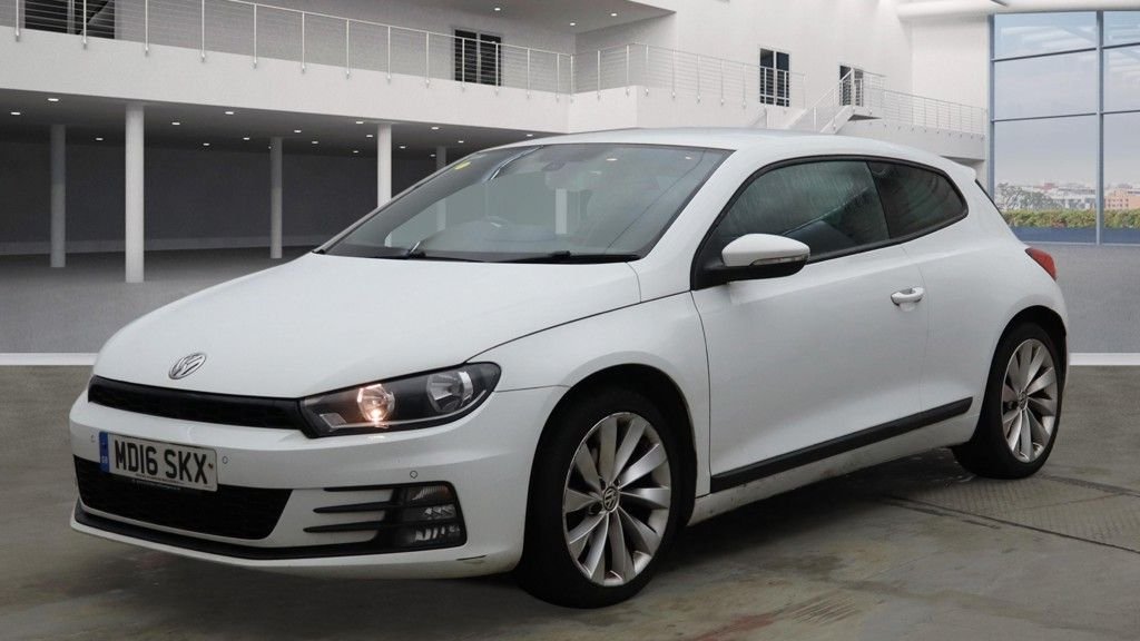Used Volkswagen Scirocco 2016 for sale - 77507839: Photo 2