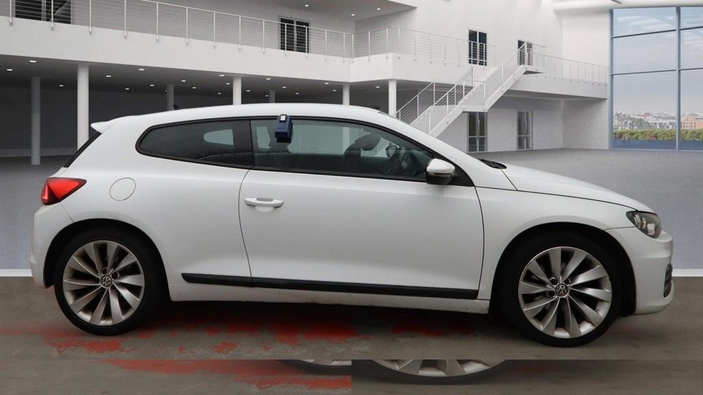 Used Volkswagen Scirocco 2016 for sale - 77507839: Photo 5
