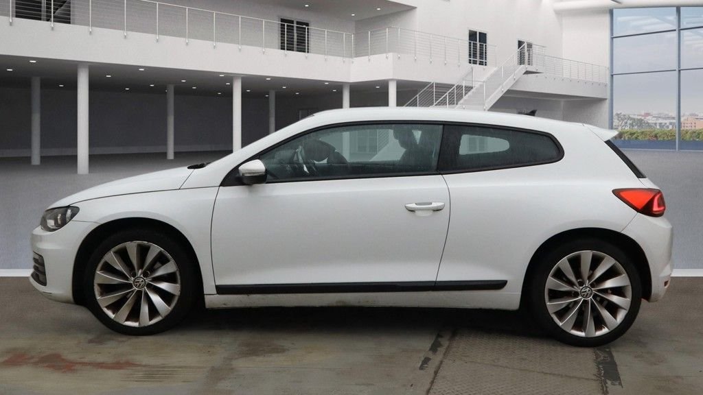 Used Volkswagen Scirocco 2016 for sale - 77507839: Photo 6