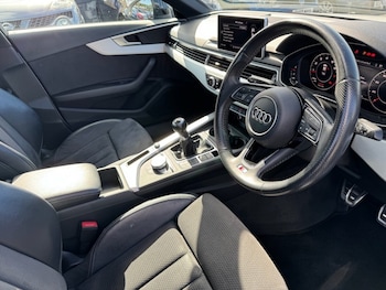 Used Audi A4 2017 for sale - 75275249: Photo