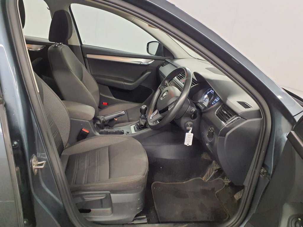 Used Skoda Octavia 2018 for sale - 77437232: Photo 2