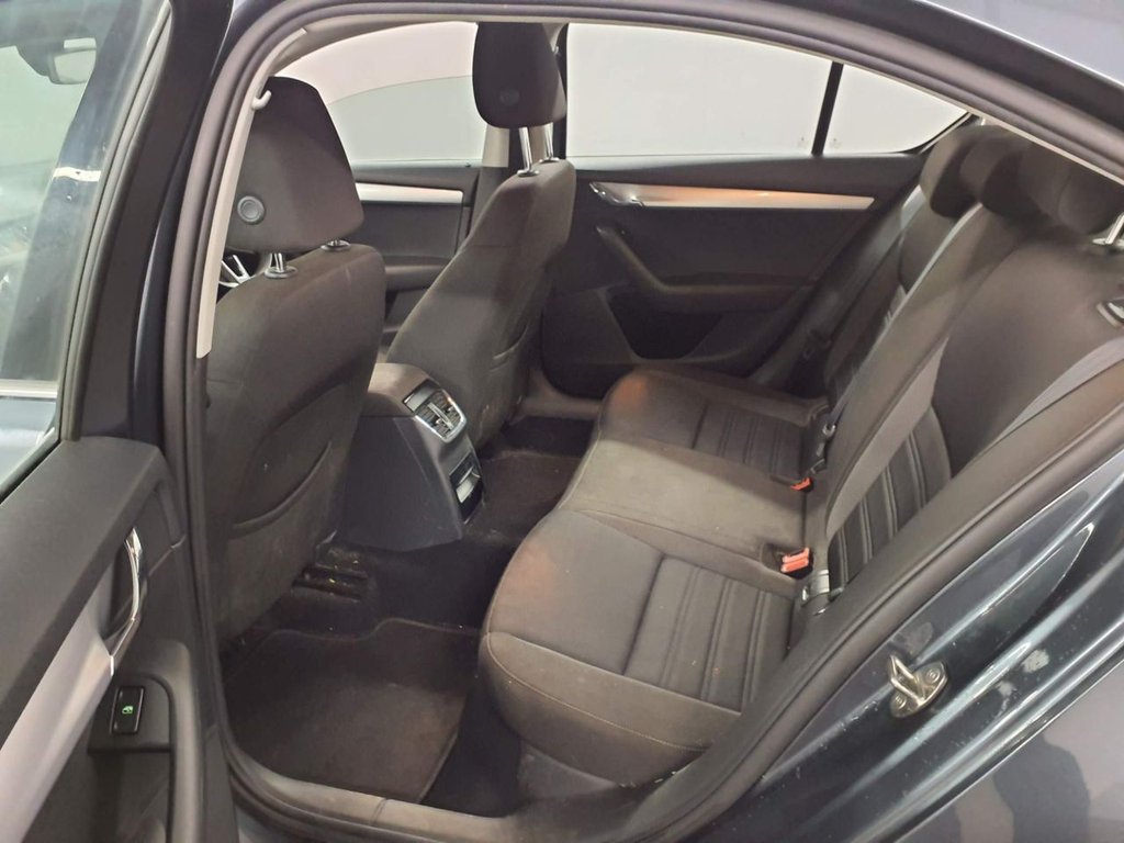 Used Skoda Octavia 2018 for sale - 77437232: Photo 8