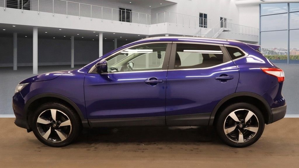 Used Nissan Qashqai 2017 for sale - 76323338: Photo 5